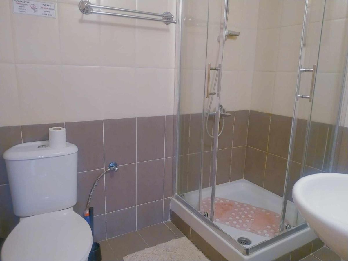 Kato Paphos Apt 400M To The Beach 외부 사진